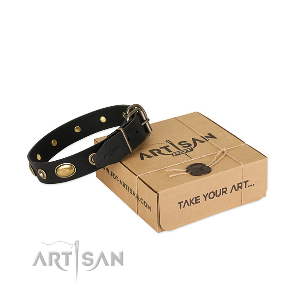 Rust-proof buckle on genuine leather dog collar for your doggie