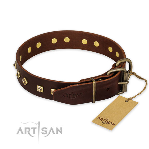 Rust-proof D-ring on genuine leather collar for stylish walking your dog