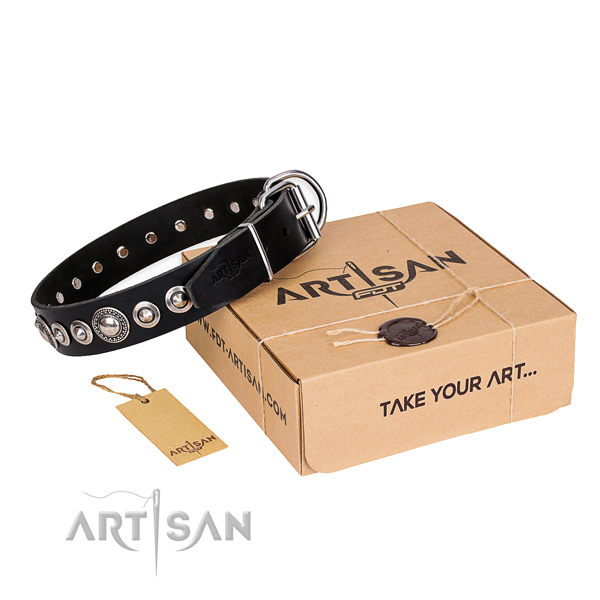 Top quality genuine leather dog collar