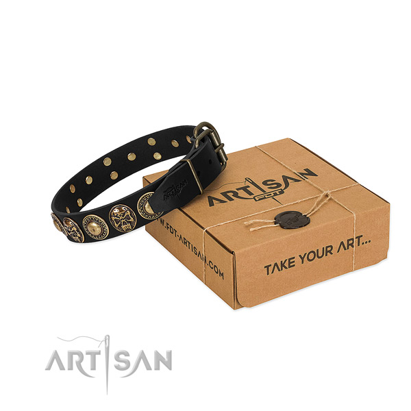 Reliable adornments on dog collar for walking