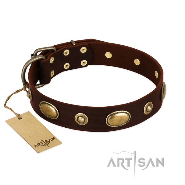Decorated natural leather collar for your canine