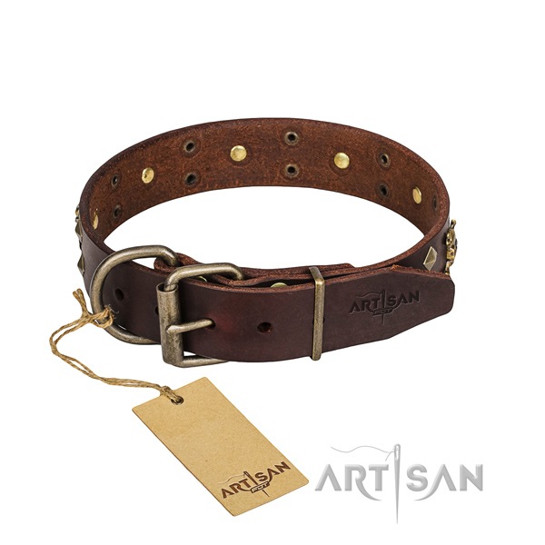 Leather dog collar with polished edges for pleasant strolling